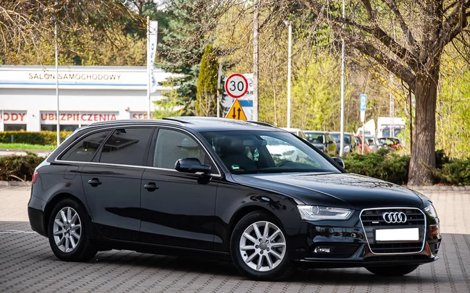 Audi A4 cena 52900 przebieg: 170000, rok produkcji 2013 z Ząbkowice Śląskie małe 781